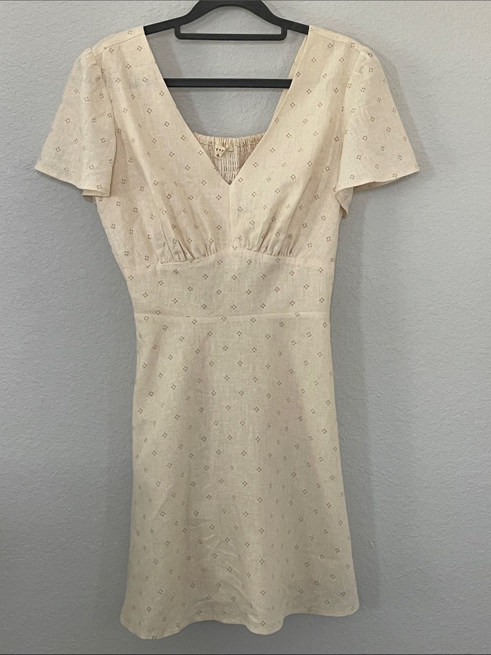 Copper Key Linen Blend Dress S Cream Floral Fit & Flare Smocked Back